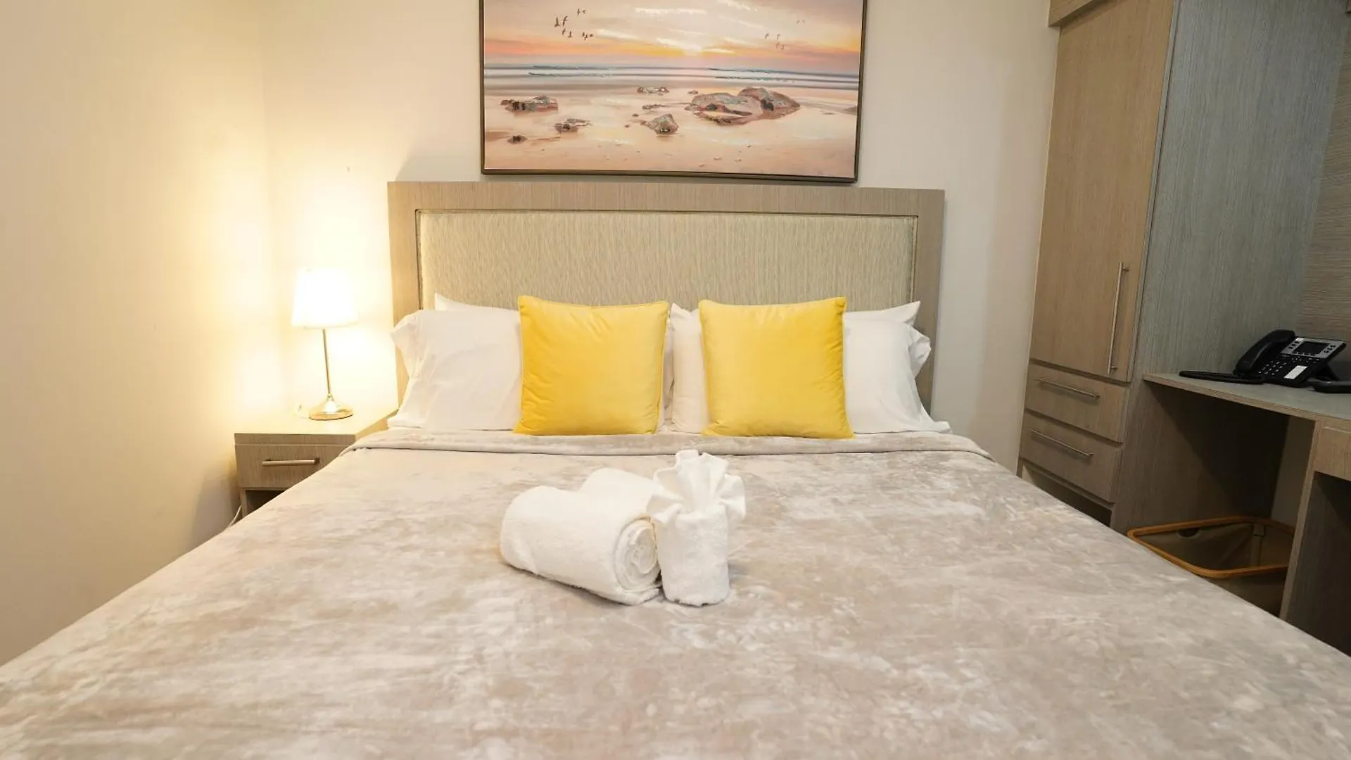 La Placita Suites Hotel-Suite 205 San Juan